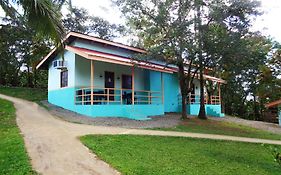 Caliraya Resort Club